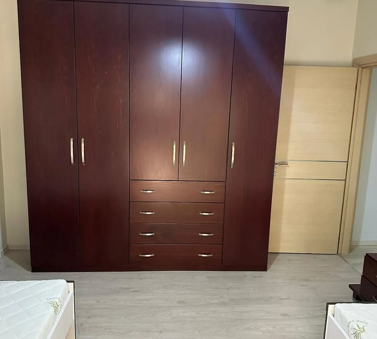 Apartment Leo Apartament Tirana