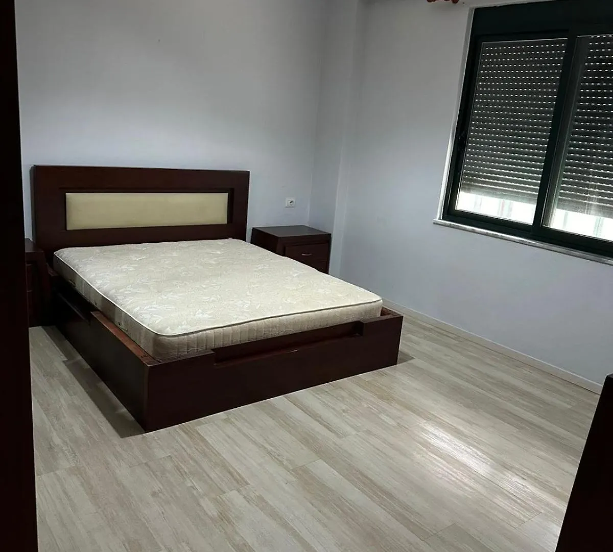 Leo Apartament Tirana Albania